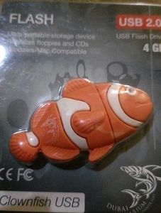Clownfish USB 2.0 Flash Drive - 4GB Pen-Drive