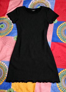 Classic Black Bodycon Dress