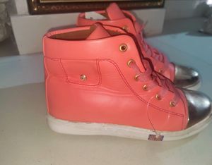 Classic Women Boots . Like New. Good Condition