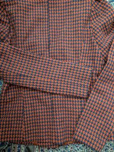 Chic Tweed Blazer - Classic Style