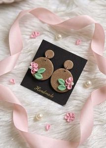 🦋🌺Handmade Floral Clay Earrings