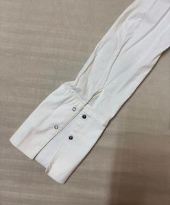 White Fitted Zippered Top
