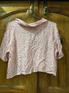 Chic Pink Floral Crop Top