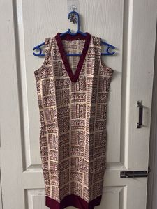 Stylish Sleeveless Kurta