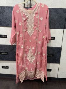 Embroidered Pink Kurta Set