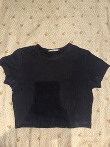 Ribbed Black Cropped T-Shirt