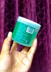 The Love Co. All rounder Camphor gel