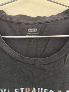 Levis Tshirt