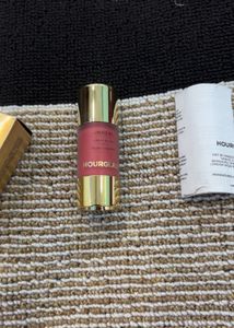 Hourglass Unreal Liquid Blush