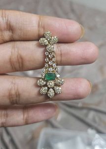 Exquisite Emerald &amp; Diamond Dangle Earrings
