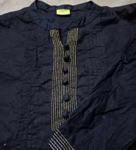 Elegant Black Kurta with Gold Embellishments