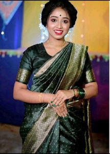 🔥kanjivaram 💚 green Banarasi silk saree 💕