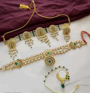 Exquisite Indian Jewelry Set