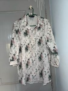 Abstract Print Button-Up Shirt