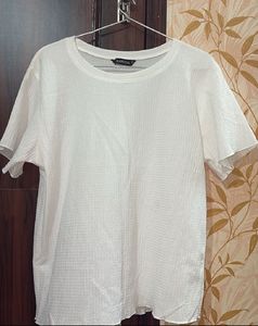 Women's White Textured Top