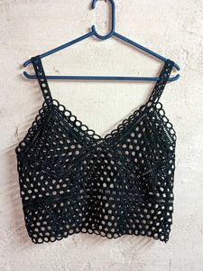Trendy See-through Lace Crop Top Black 🖤