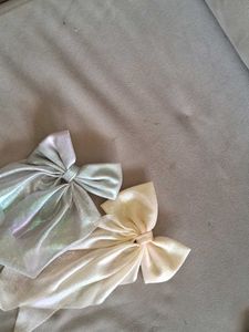 Sparkly Bow Hair Clips (Set of 2)🌸✨️