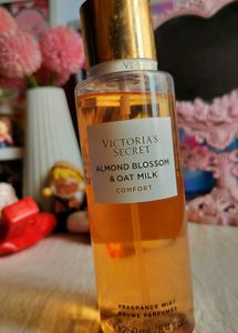 Victoria's Secret Almond Blossom &amp; Oat Milk Mist