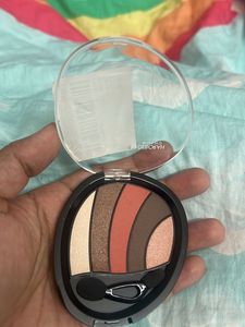 Price Drop💫🆕 Deborah Milano Eyeshadow Palette