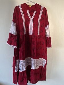 Maroon Printed Kurta with White Lace