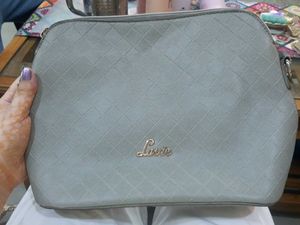 Lavie Grey Textured Handbag