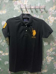 us polo l size black and peach colour T-shirt