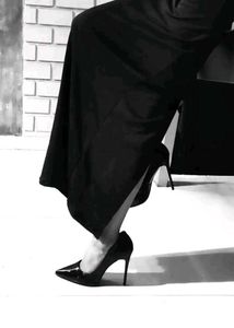 black high heel pumps