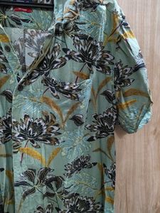 Men's Floral Print Short Sleeve Shirt