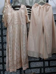 Peach nayra cut beautiful kurta set!🤍