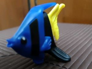 kinder VV276 fish toy