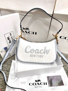 COACH