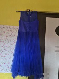 Elegant Royal Blue Gown with Gold Embellishments