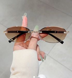 Oval Frameless Sunglasses