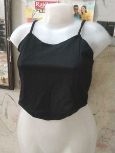 crop top black colour sleeveless