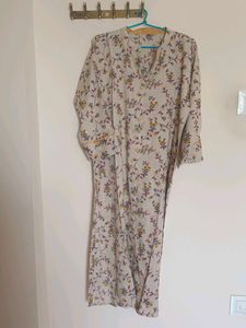 Never worn Elegant Floral Print Kurta Set