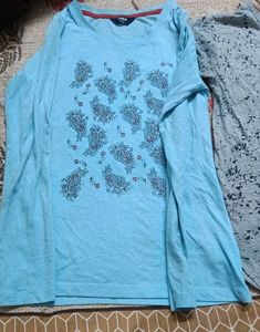 Bundle of 2 Women's T-Shirts