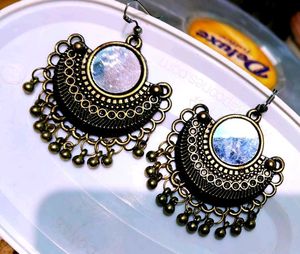 5 Stunning Blue &amp; Silver Statement Earrings