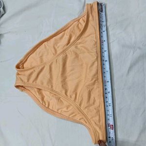 💙 Ribbed Peach Bikini Bottom