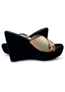 Stylish Gold &amp; Black Wedge Sandals