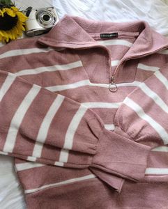 Striped Quarter-Zip Pullover🌸
