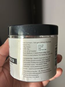 Zeshh Exfoliating Charcoal Scrub