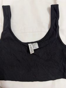 H&amp;M Black Ribbed Crop Top