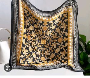 Elegant Black & Gold Baroque Scarf