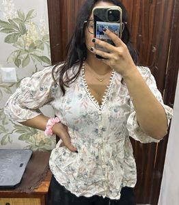 Floral print top (XS)