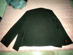Women's  stylish lightweight blazer