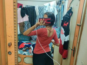Red 3/4 Sleeve Top