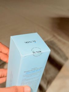 iUNIK Beta-Glucan Lacto Barrier Milk Essence