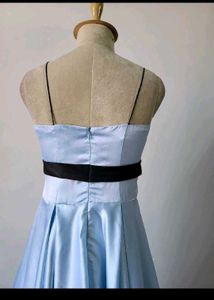 Elegant Blue Evening Gown