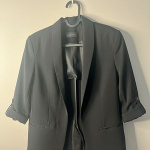Stylish Black Blazer