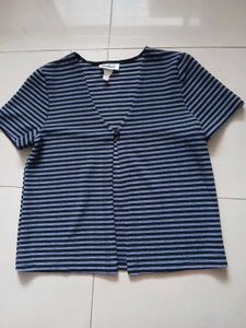 Striped V-Neck Top😍💙